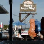 Now this Hooters adverise that they have the World's Largest Wings. But something tells me that they are not really this Large.