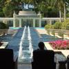 This is a view of the courtyard behind the Hyatt. It looked more amazing in person. 
Taj Mahalish!