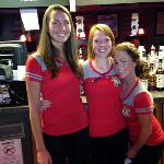 You already saw BRITTANY
pouring R. B'.s Frozen beer
into another glass.
This is the rest of the crew taken on our last visit from 
September 17th.
L-R are SHANNON, CASEY, and STACEY.
You GO GIRLS!